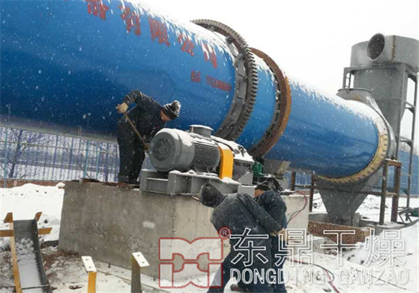 煤泥烘干機(jī)安裝現(xiàn)場(chǎng)